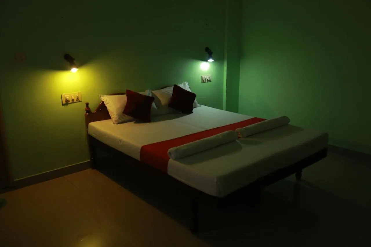 Resort Shirleys Beach Hotel Kovalam