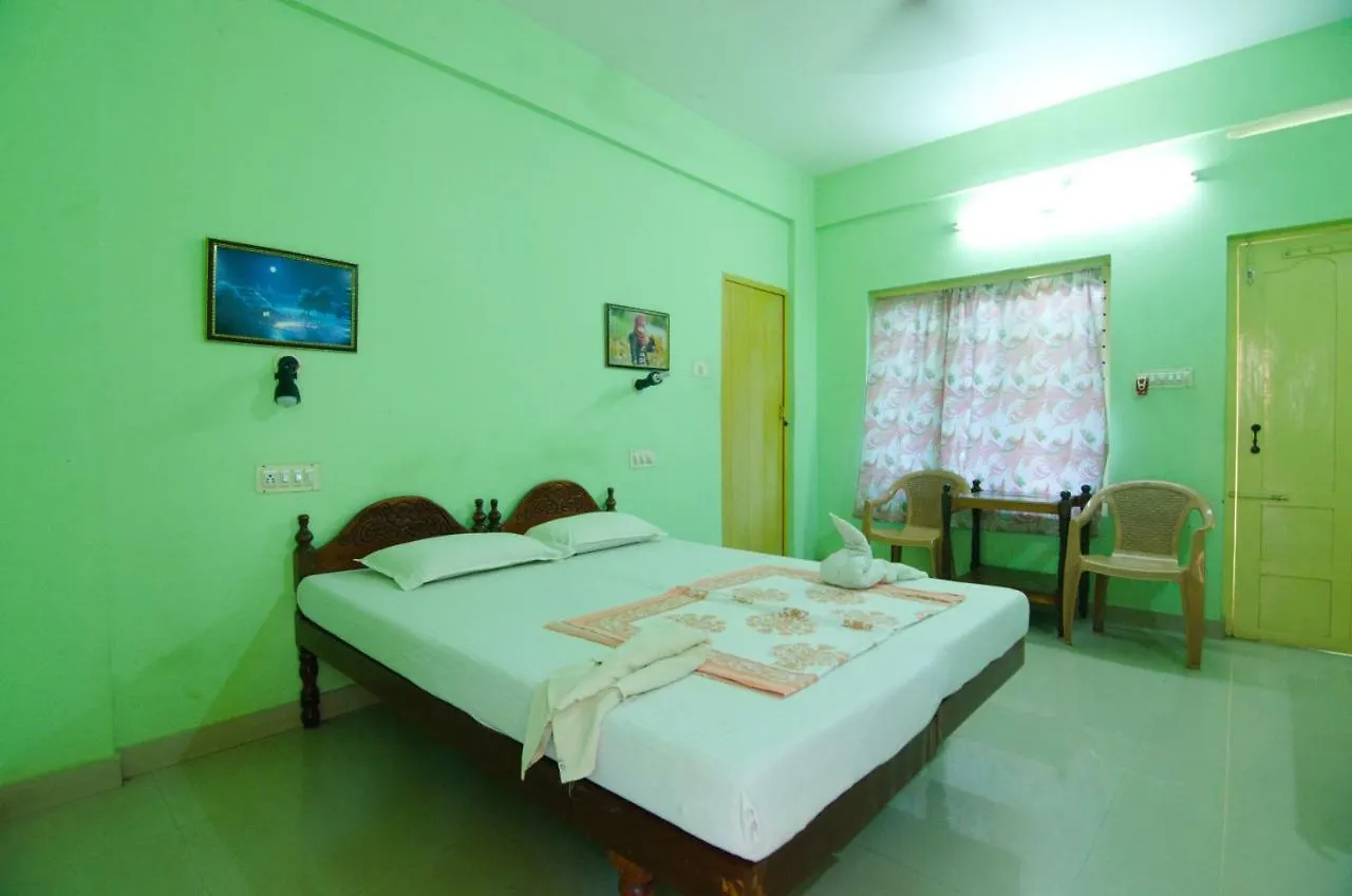 Shirleys Beach Hotel Kovalam 2*,  India